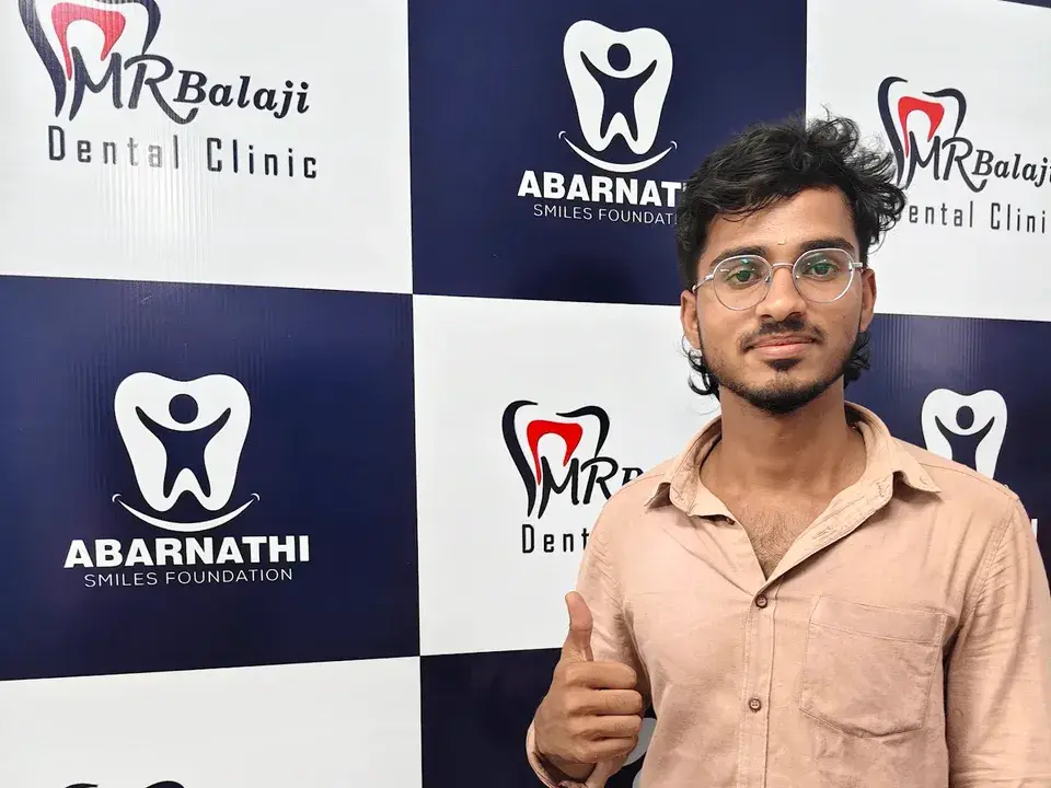 Abinash S, teeth cleaning (scaling) patient at M R Balaji Dental Clinic, Villianur